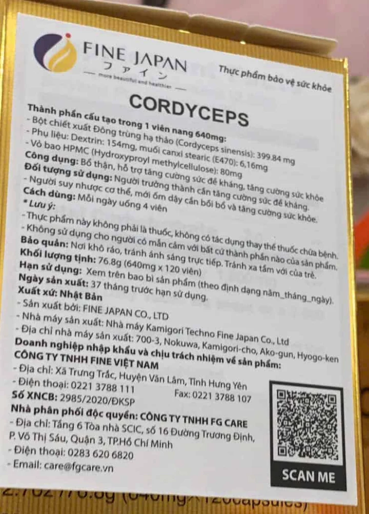 Nhãn tiếng Việt Cordyceps Fine Japan: 399,84mg chiết xuất đông trùng hạ thảo mỗi viên, uống 4 viên/ngày, XNCB 2985/2020/ĐKSP